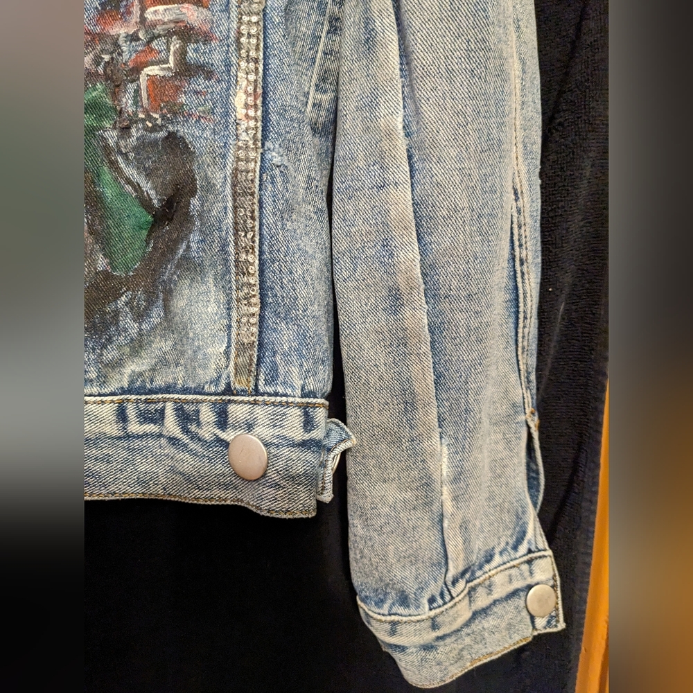 H&M distressed denim jacket. Hand painted Beauty & The Beast. Men's small - Picture 5 of 5